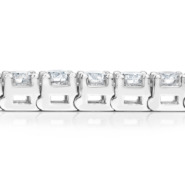 Diamond Tennis Bracelet 7" 14K White Gold. (7.00 Ct. Tw)